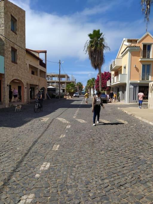 In Porto Antigo 2 - *